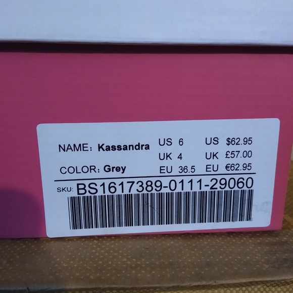 Booties - Picture 3 of 4